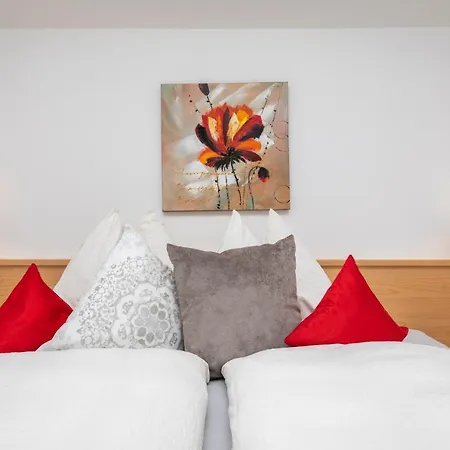 Eva Апартаменты *