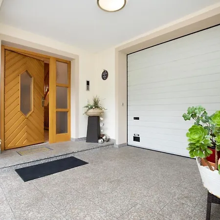 Апартаменты Eva Флахау